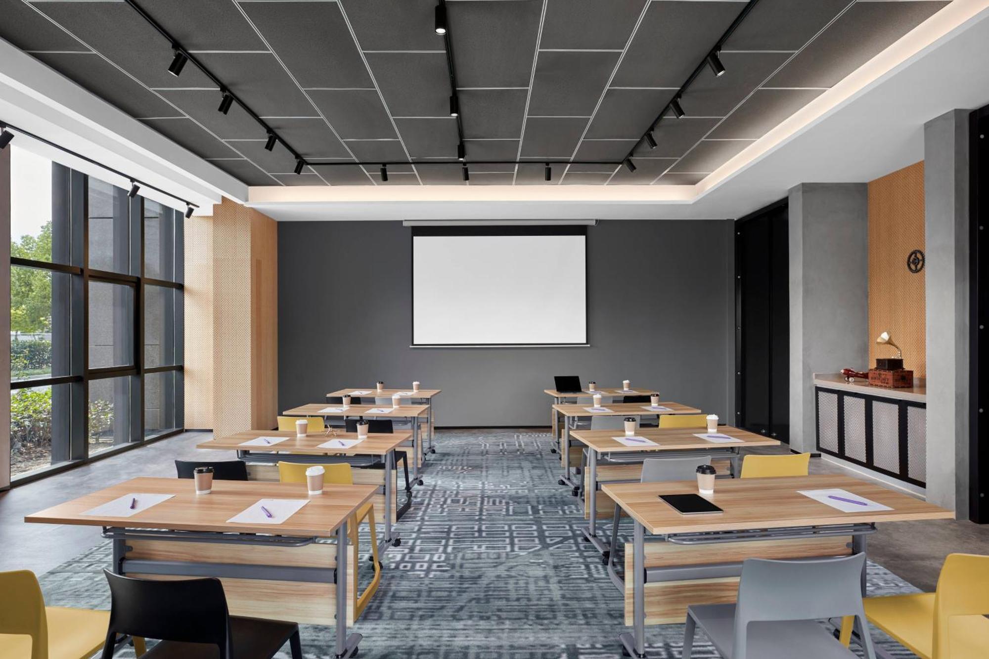 Moxy Hongqiao Necc